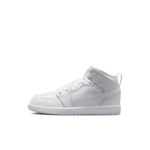 Chaussure garcon outlet nike jordan